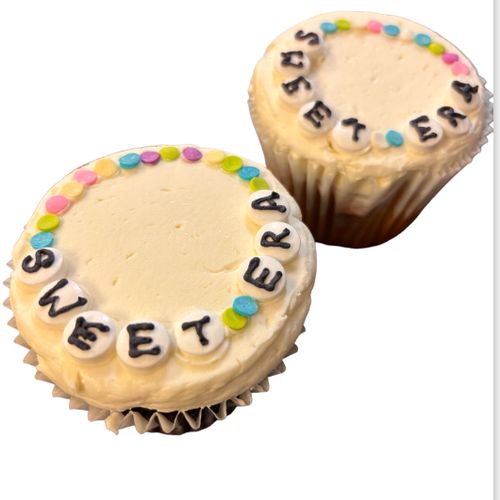 🩷 Friendship Bracelet Cupcakes