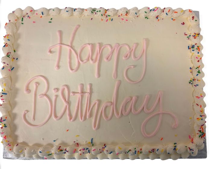 🩷 The Classic Sheet Cake serves up to 25