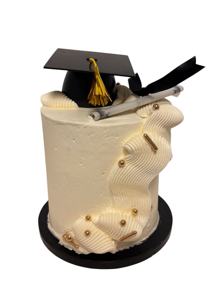 🎓GRADUATION LUXE CAKE serves up to 25