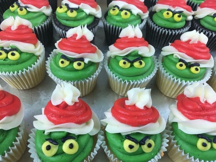 🌲 GRINCH CUPCAKES