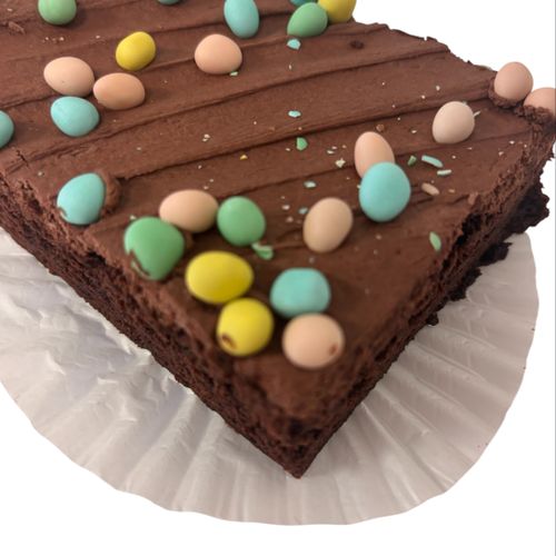🐣 EASTER MINI EGG BROWNIES (large square)