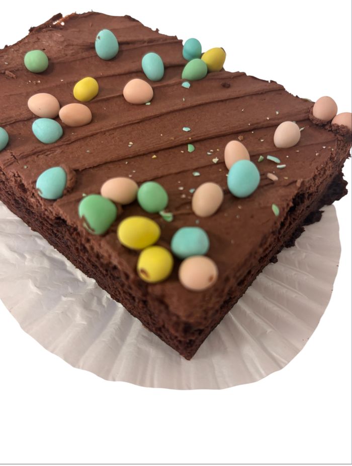 🐣 EASTER MINI EGG BROWNIES (large square)