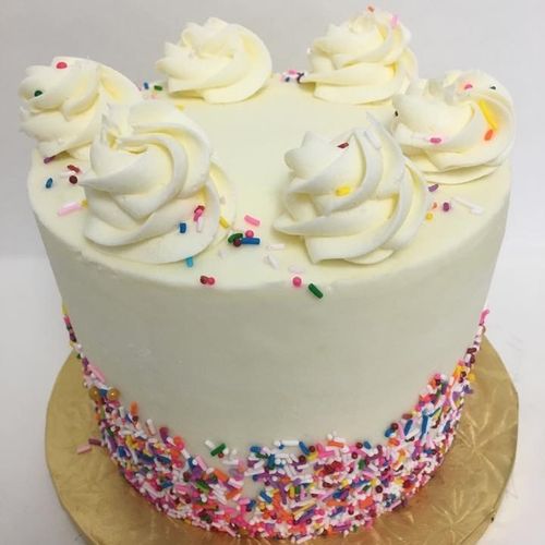 Sprinkle Cake 6" Single layer (serves 6-8)