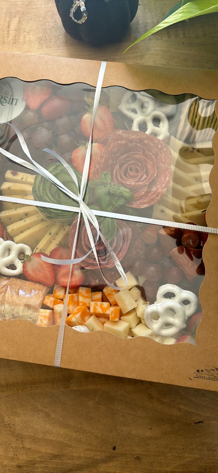 12 Inch Charcuterie Box