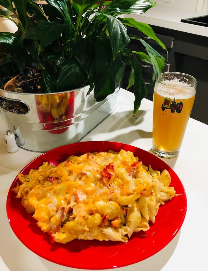 La "Rocque" Lobster Mac N Cheese