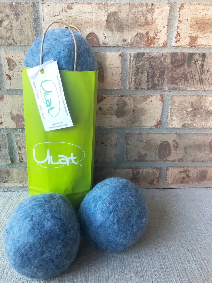 Blue ULAT Dryer Balls